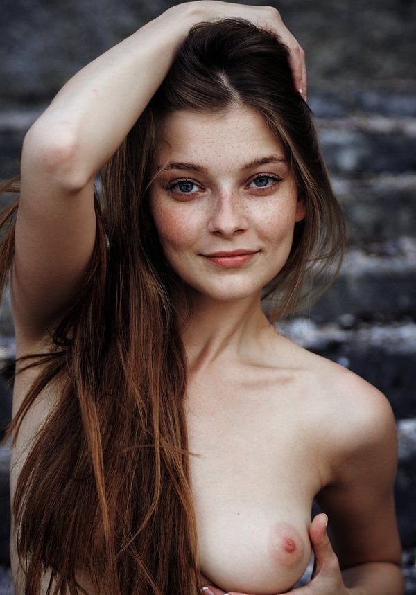 Анжела, 22 года, 0 размер груди